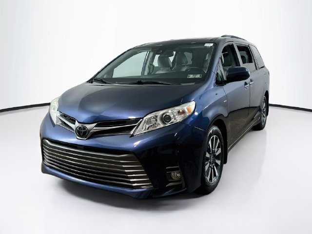 Used 2020 Toyota Sienna XLE AWD/4WD image 3