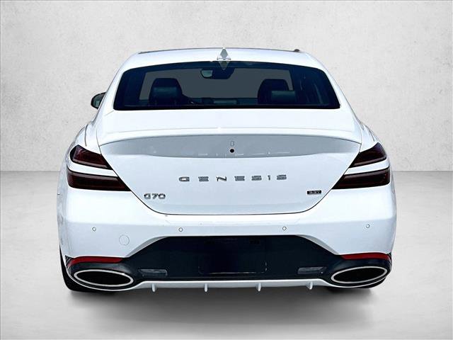 Used 2022 Genesis G70 3.3T RWD image 4
