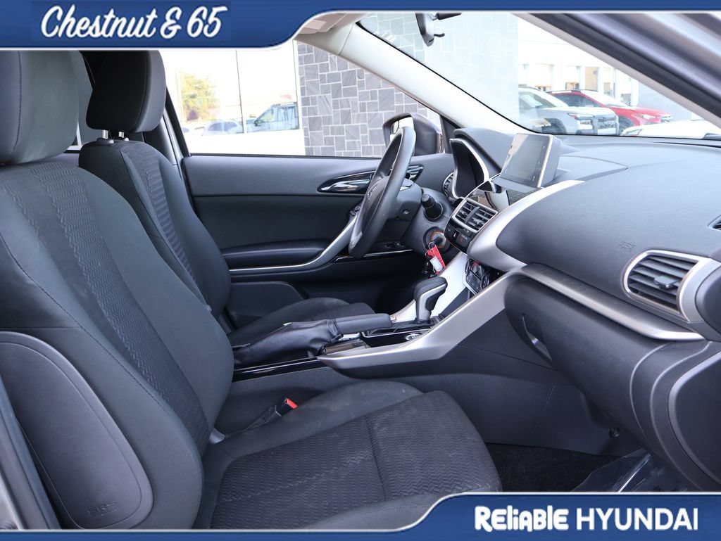 Used 2019 Mitsubishi Eclipse Cross AWD image 9