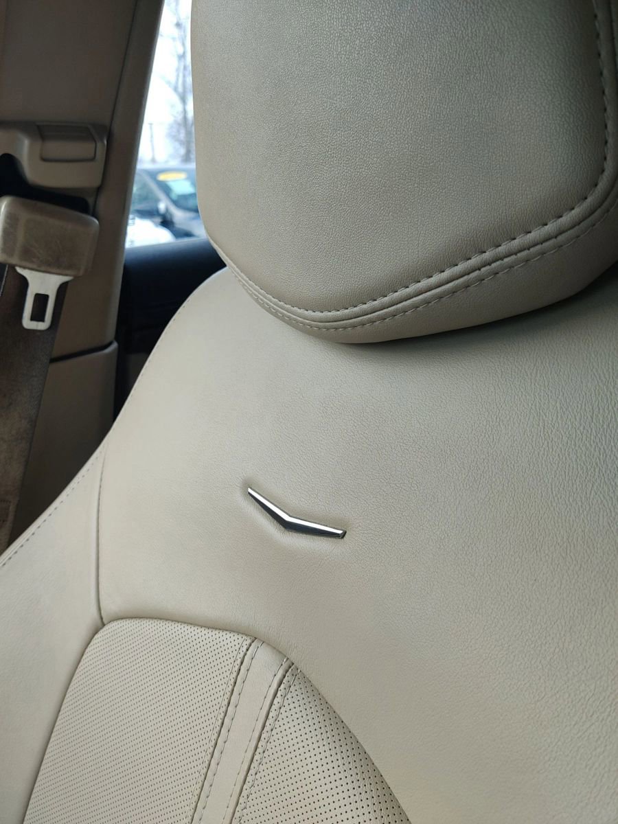 Used 2012 Cadillac CTS Luxury image 24