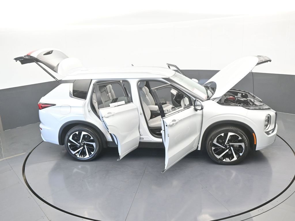 Used 2022 Mitsubishi Outlander SEL image 69