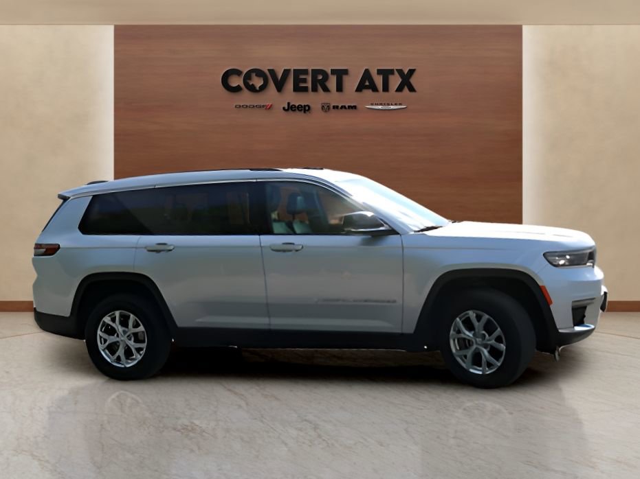 Used 2023 Jeep Grand Cherokee L Limited w/ Luxury Tech Group II AWD/4WD image 6