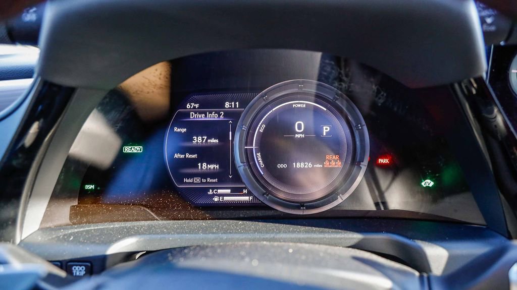 Used 2024 Lexus ES 300h F Sport w/ Accessory Package (Z2) image 28