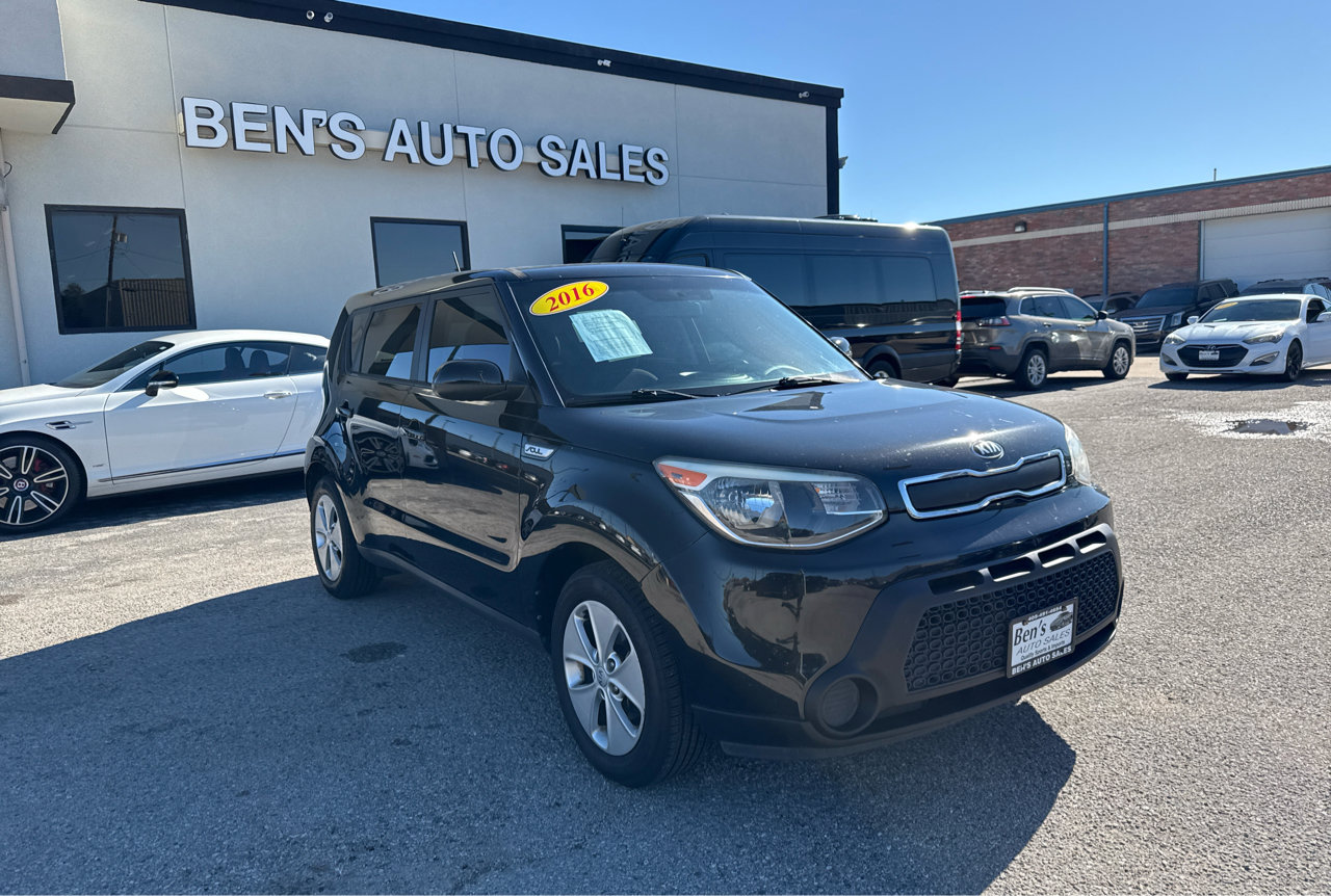 Used 2016 Kia Soul Base 6A image 4