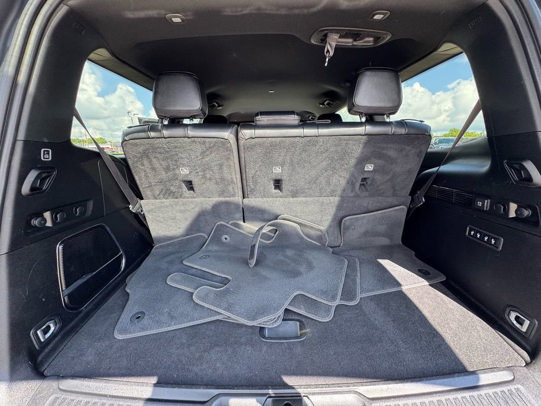 Used 2022 Jeep Wagoneer Series III w/ Flexible Seating Group image 32