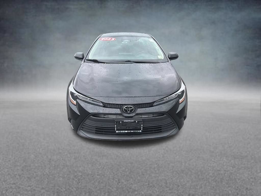 Used 2023 Toyota Corolla LE FWD image 9
