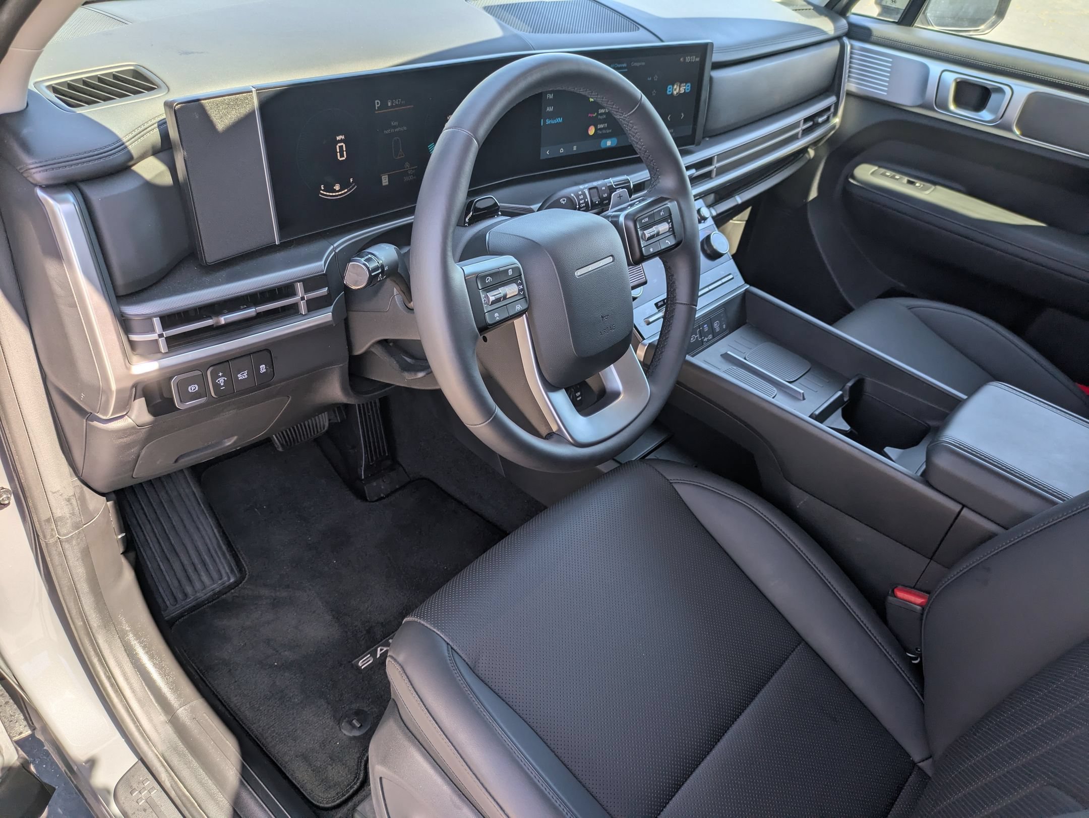 Certified 2025 Hyundai Santa Fe SEL FWD image 22