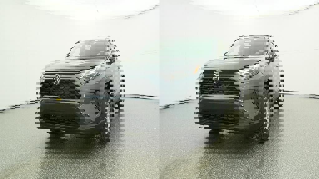 New 2025 Toyota RAV4 XLE image 32