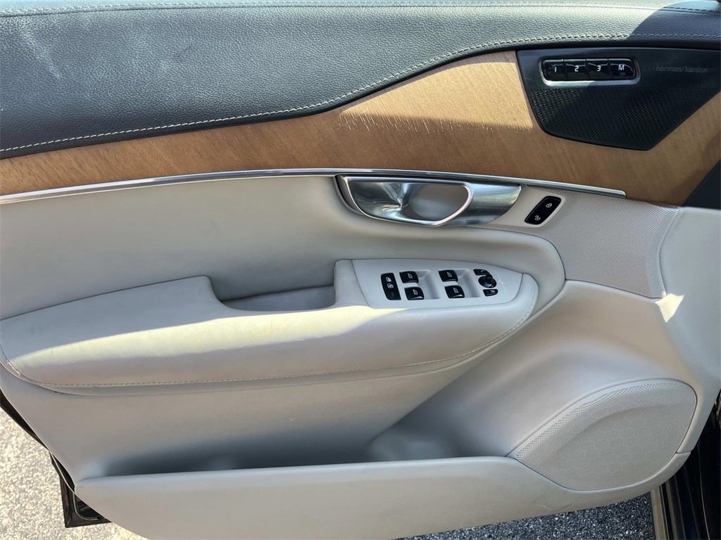 Used 2019 Volvo XC90 T6 Inscription w/ Advanced Package image 27