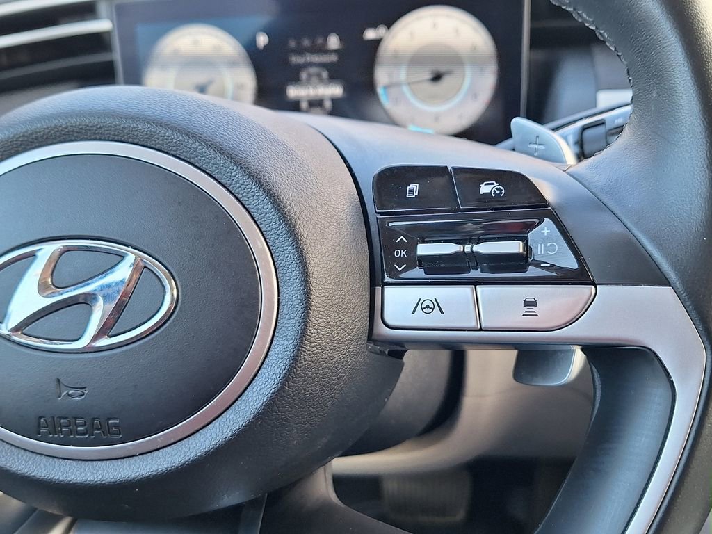 Certified 2023 Hyundai Tucson Limited image 18