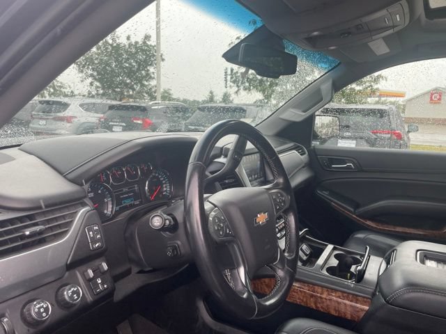 Used 2019 Chevrolet Suburban Premier AWD/4WD image 9