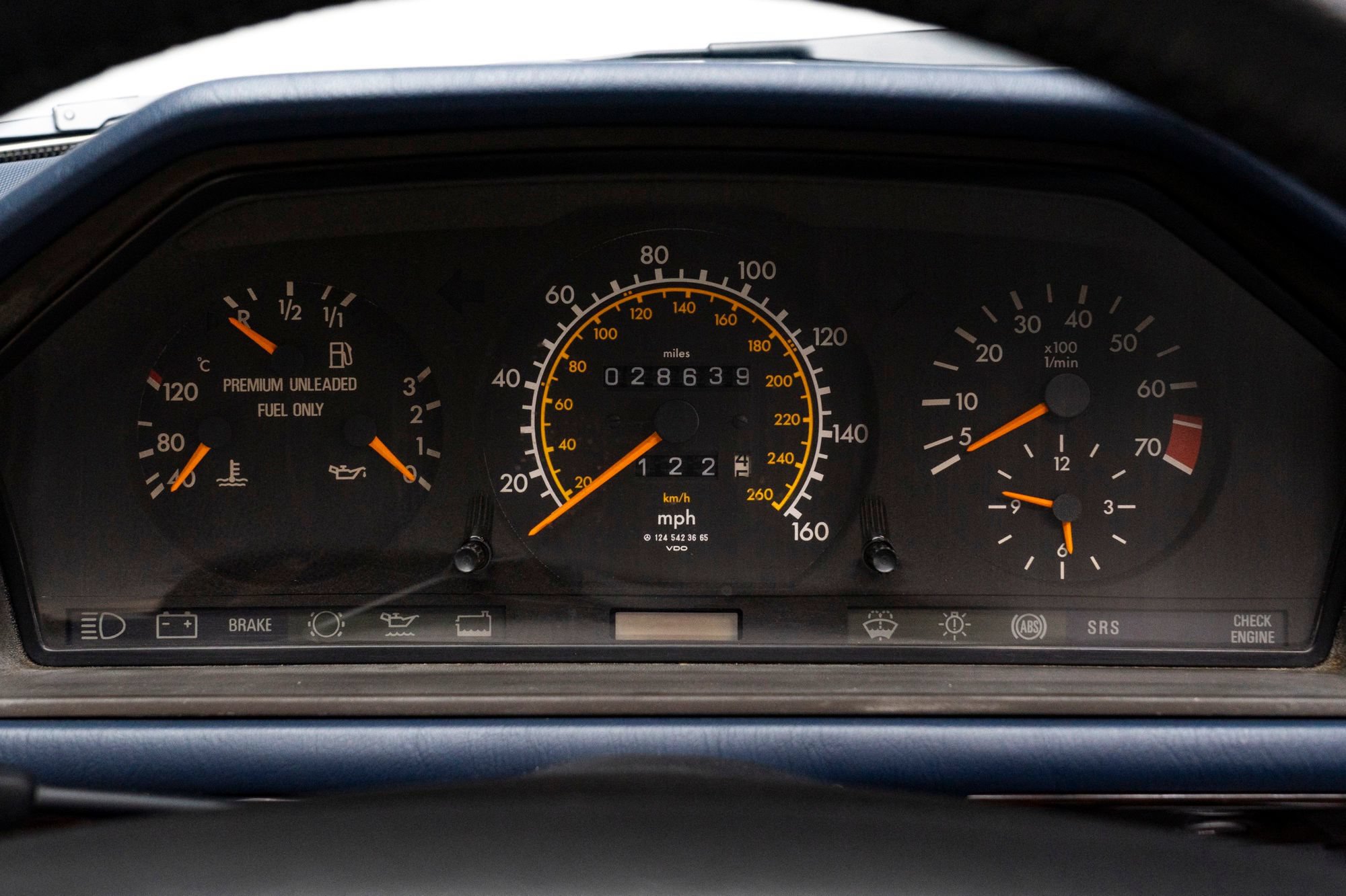 Used 1995 Mercedes-Benz E 320 Convertible image 15