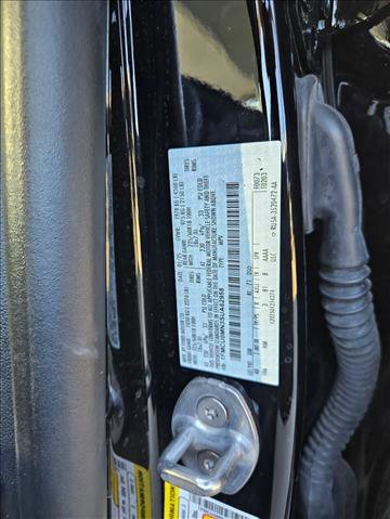 Used 2025 Ford Escape ST-Line FWD image 23