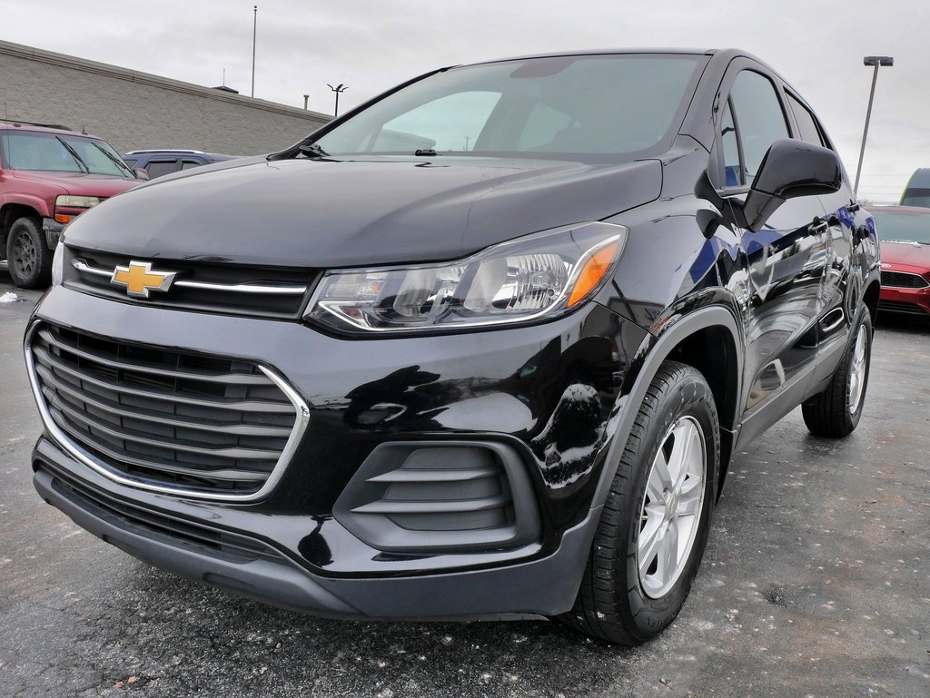 Used 2020 Chevrolet Trax LS w/ Tint and Cruise Package image 3