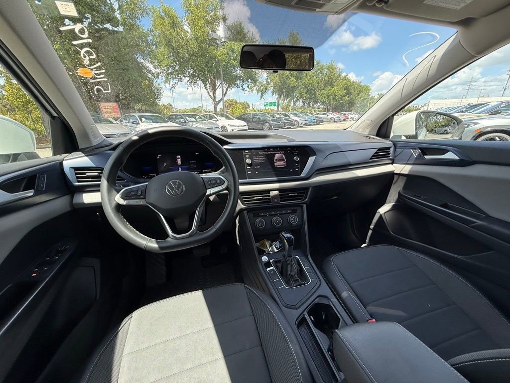 Used 2022 Volkswagen Taos SE image 19