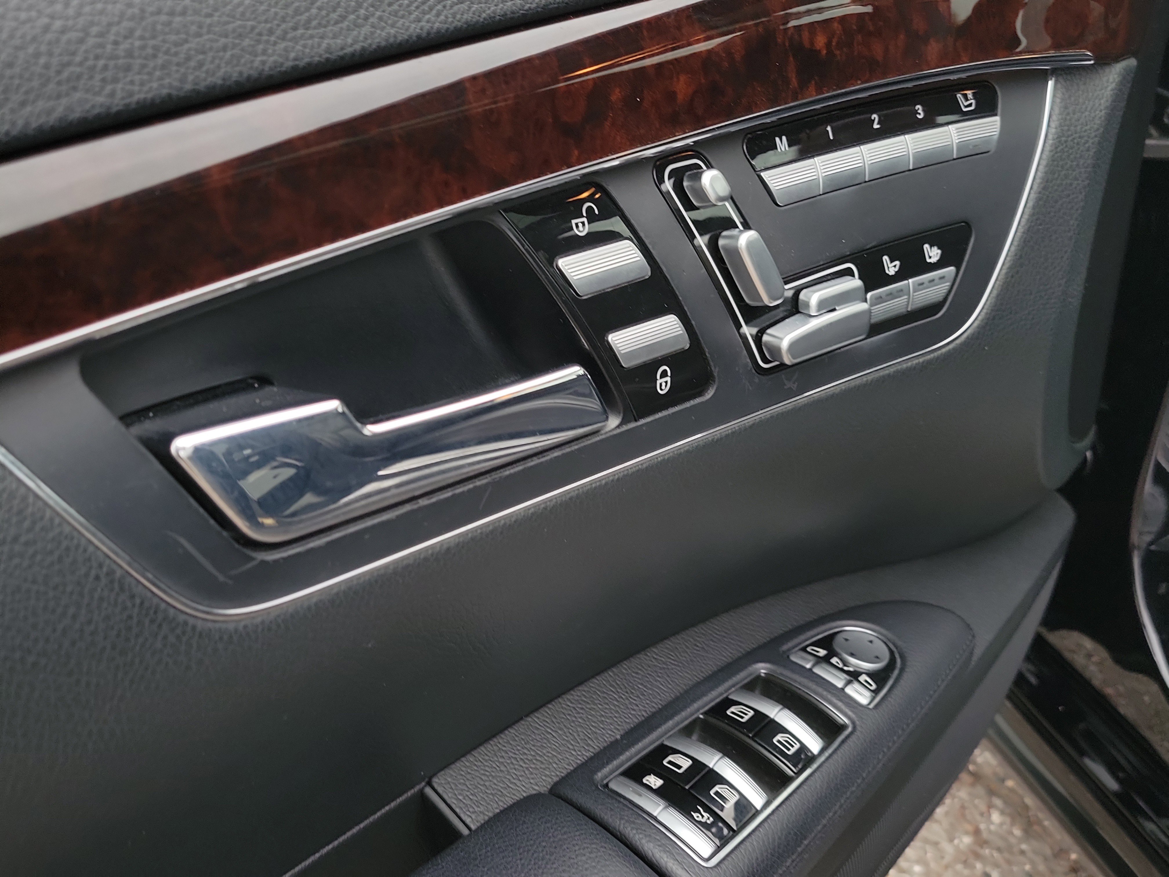 Used 2013 Mercedes-Benz S 550 image 21