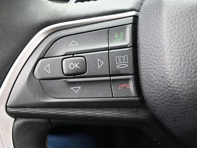 Used 2024 Jeep Grand Cherokee L Laredo image 17