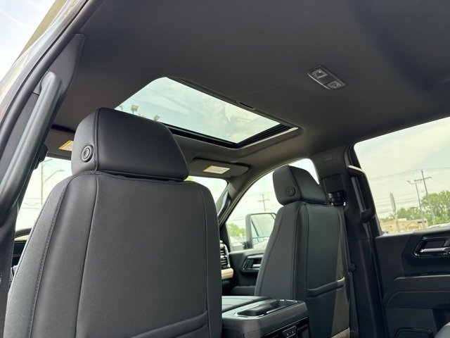 New 2025 GMC Sierra 2500 AT4 w/ AT4 Premium Plus Package image 51