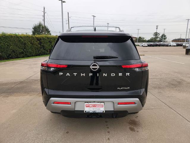 Certified 2025 Nissan Pathfinder Platinum w/ Cargo Package FWD image 6