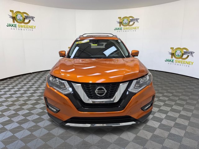 Used 2020 Nissan Rogue SV w/ Sun & Sound Touring Package AWD/4WD image 3