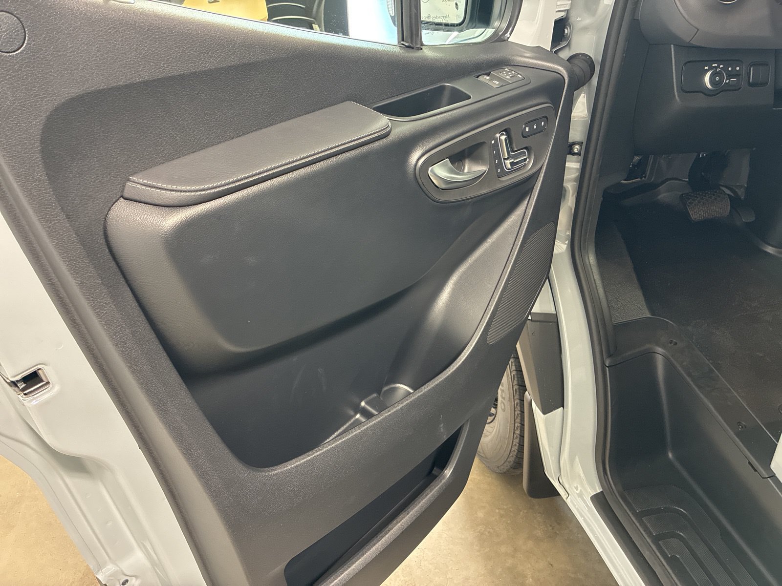 New 2025 Mercedes-Benz Sprinter 2500 image 7