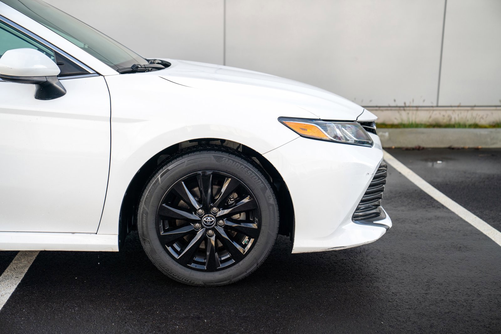 Used 2019 Toyota Camry LE image 9