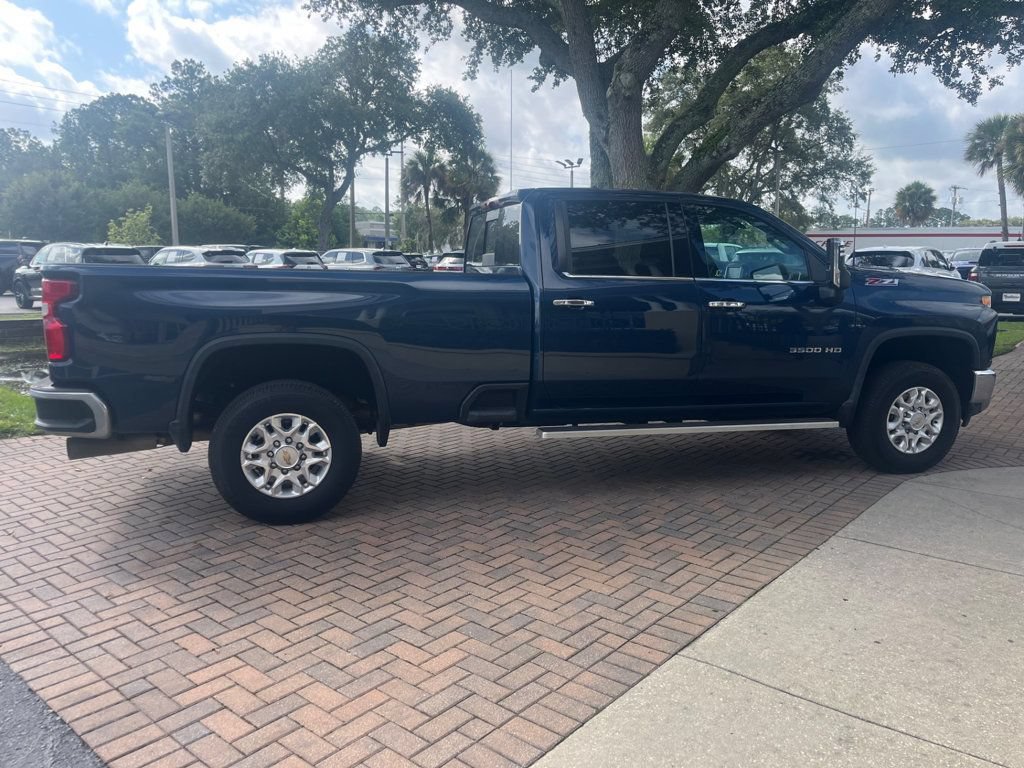 Used 2021 Chevrolet Silverado 3500 LTZ w/ LTZ Convenience Package AWD/4WD image 6