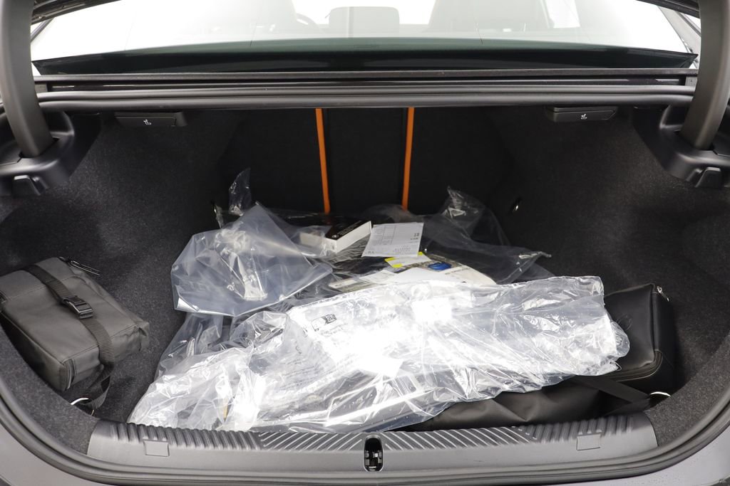 New 2026 BMW M5 w/ Executive Package image 21