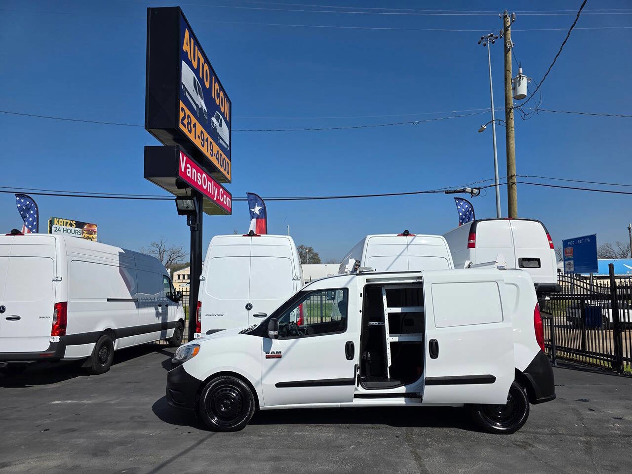 Used 2019 RAM ProMaster City Tradesman image 6