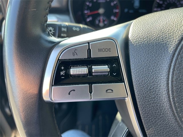 Used 2020 Kia Telluride LX image 32