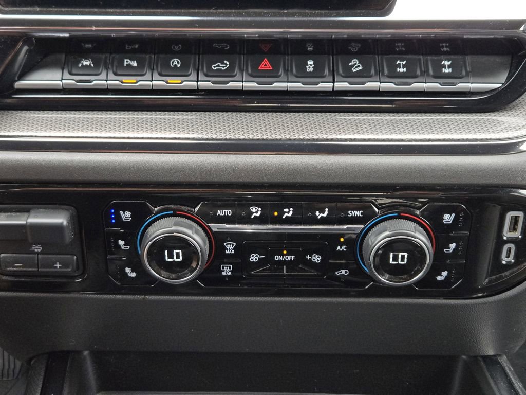 Used 2024 Chevrolet Silverado 1500 ZR2 w/ Technology Package AWD/4WD image 14
