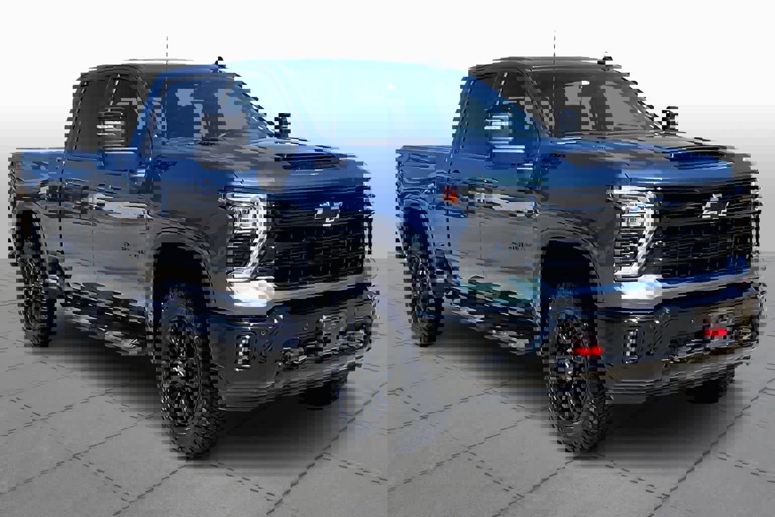 Used 2025 Chevrolet Silverado 2500 LT w/ Trail Boss Package image 3