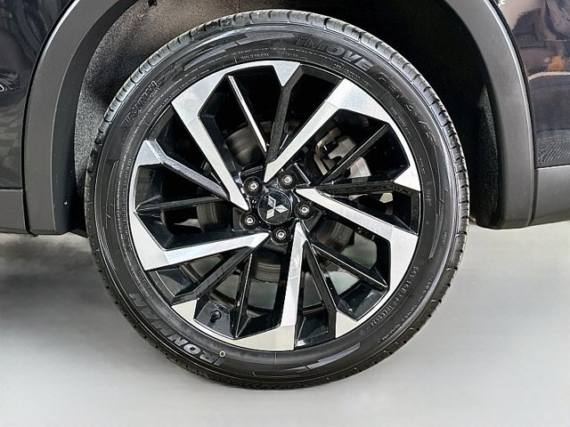 Used 2024 Mitsubishi Outlander SE AWD/4WD image 32
