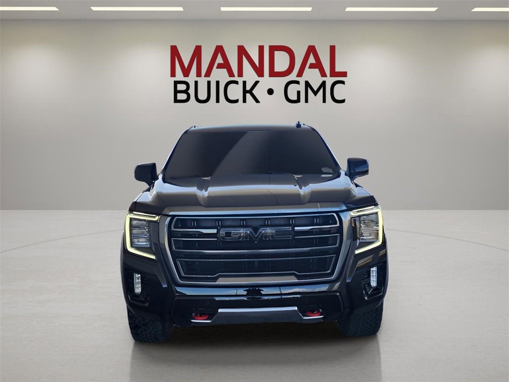 Used 2022 GMC Yukon AT4 w/ AT4 Premium Package image 3