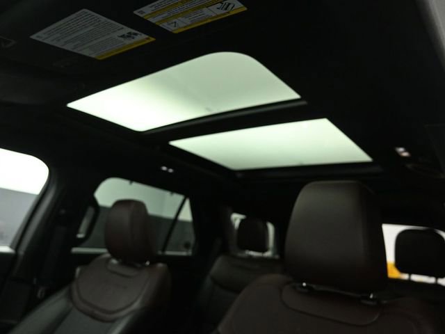 Certified 2023 Ford Explorer Platinum w/ Technology Package image 20