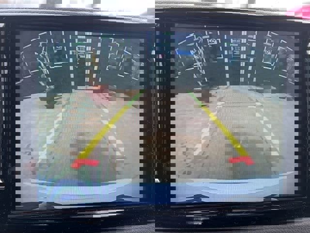 Used 2024 Chrysler Pacifica Touring-L image 27