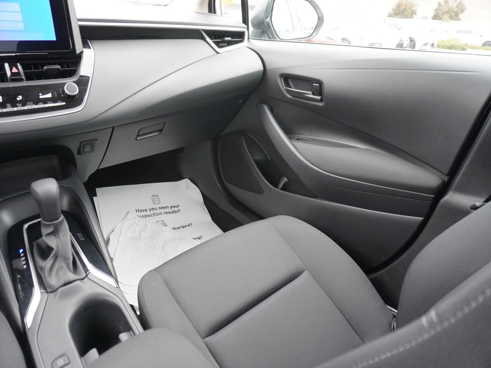 Used 2024 Toyota Corolla LE image 15