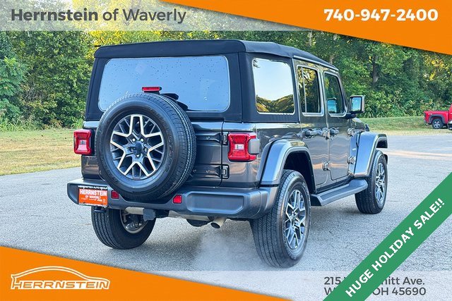 Used 2024 Jeep Wrangler Sahara image 31
