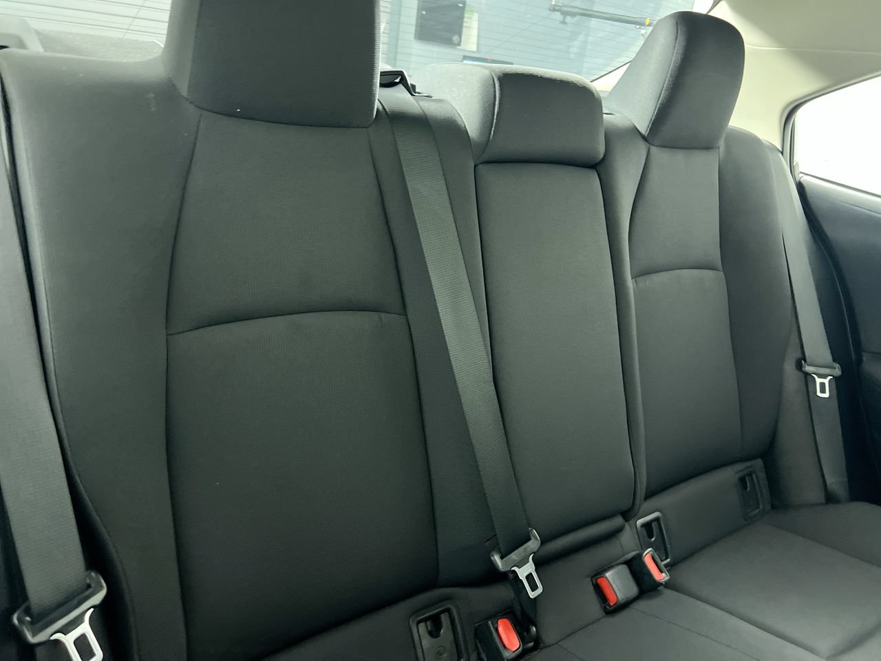 Used 2024 Toyota Corolla LE FWD image 30