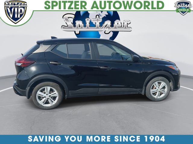 Used 2023 Nissan Kicks S image 10