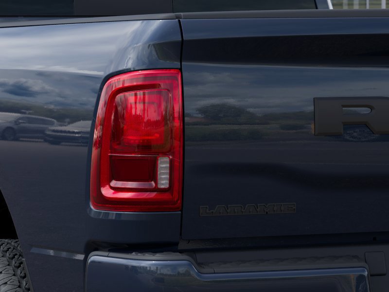 New 2027 RAM 2500 Laramie AWD/4WD image 9