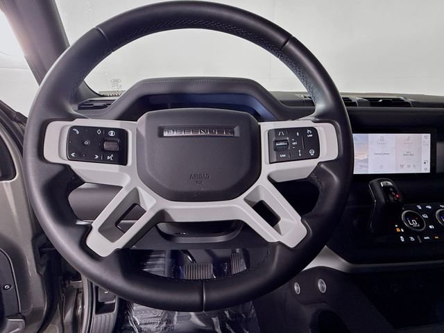 Certified 2024 Land Rover Defender 110 X-Dynamic SE image 12