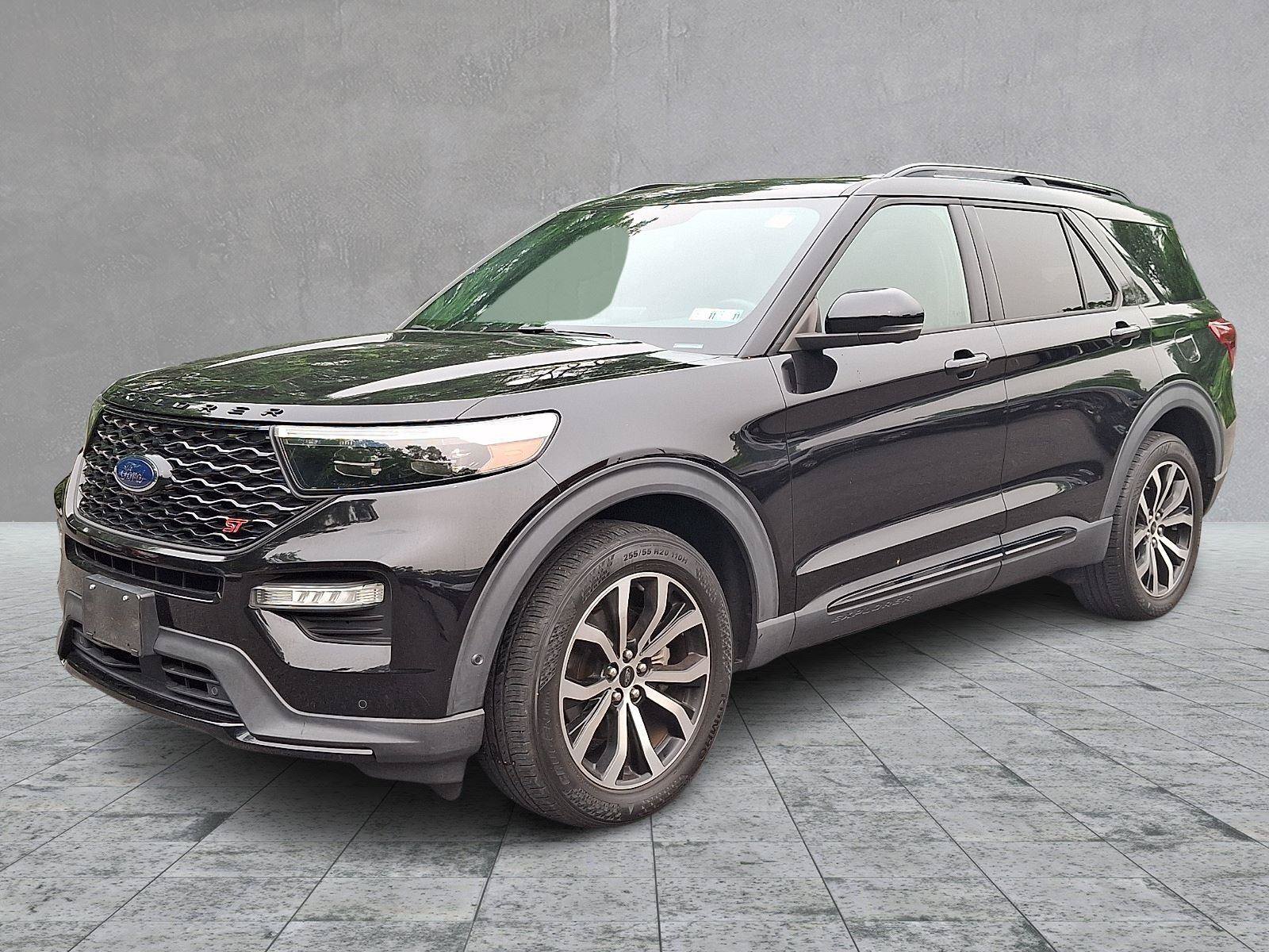 Used 2020 Ford Explorer ST w/ Premium Technology Package AWD/4WD image 3