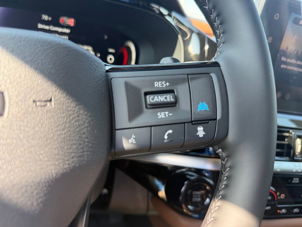 New 2026 Nissan Pathfinder Platinum FWD image 23