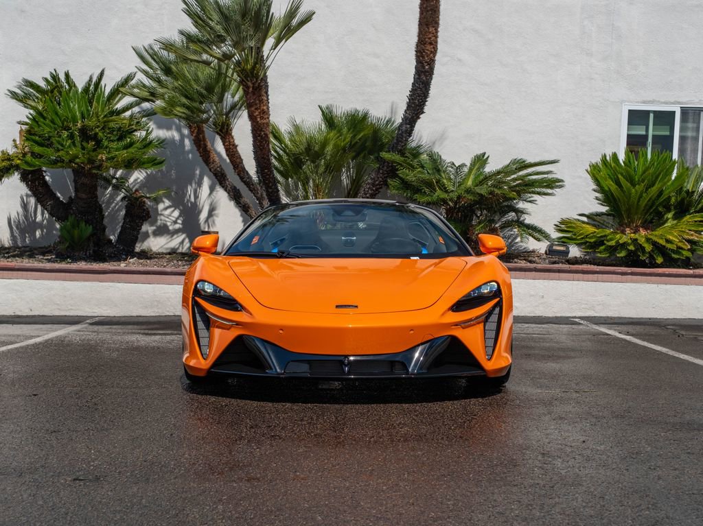 New 2026 McLaren Artura Spider image 2