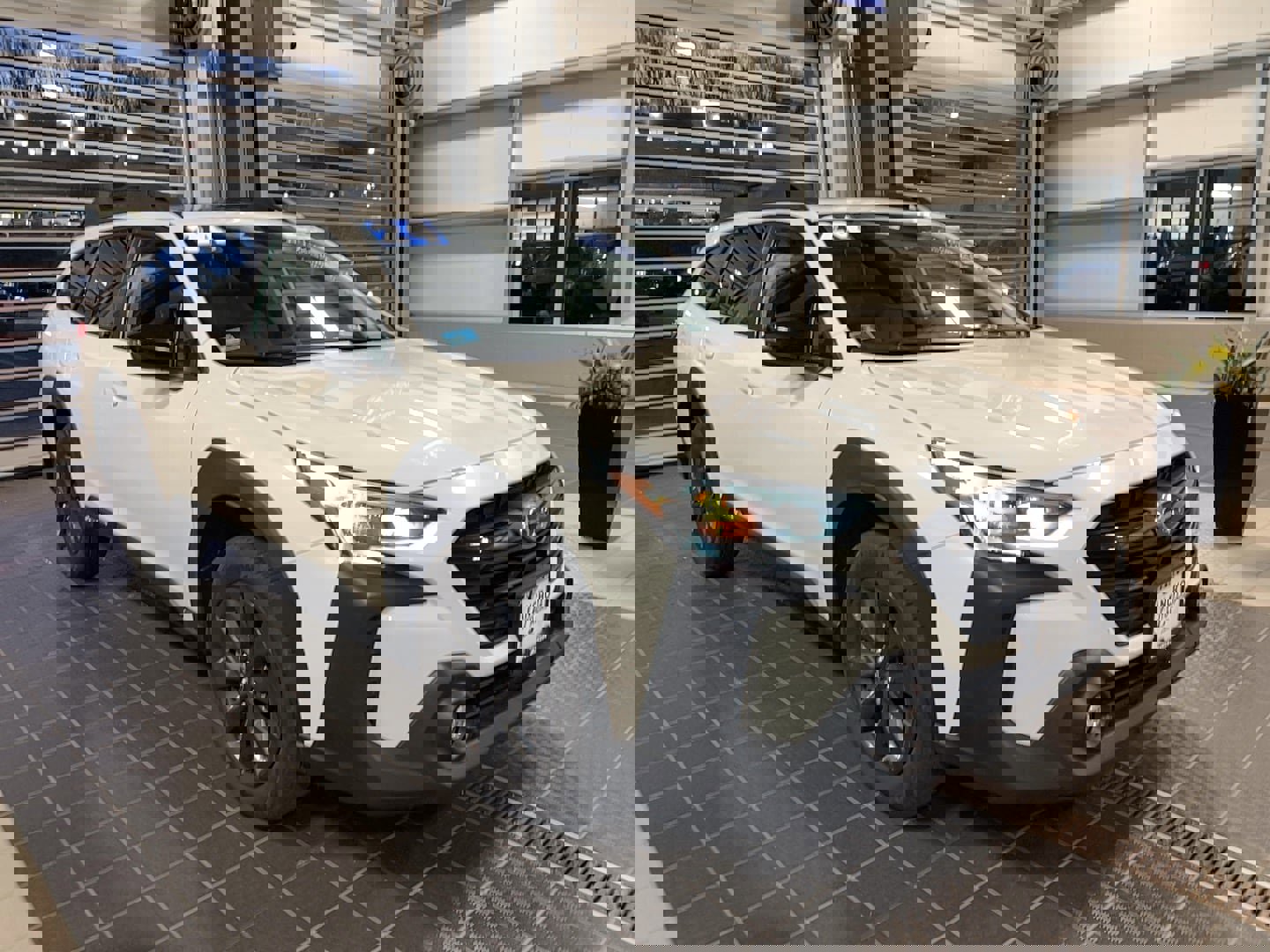 Used 2024 Subaru Outback Onyx Edition image 1