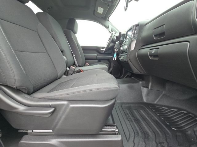 Used 2022 GMC Sierra 2500 Pro w/ Convenience Package image 16