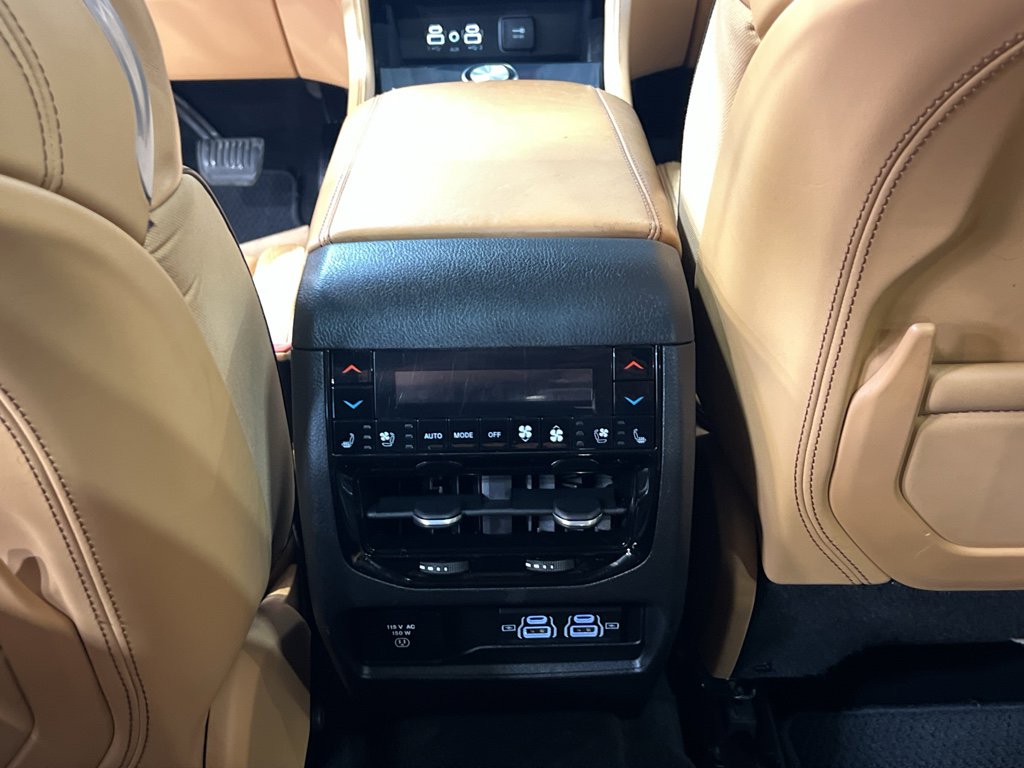 Used 2021 Jeep Grand Cherokee L Summit image 40