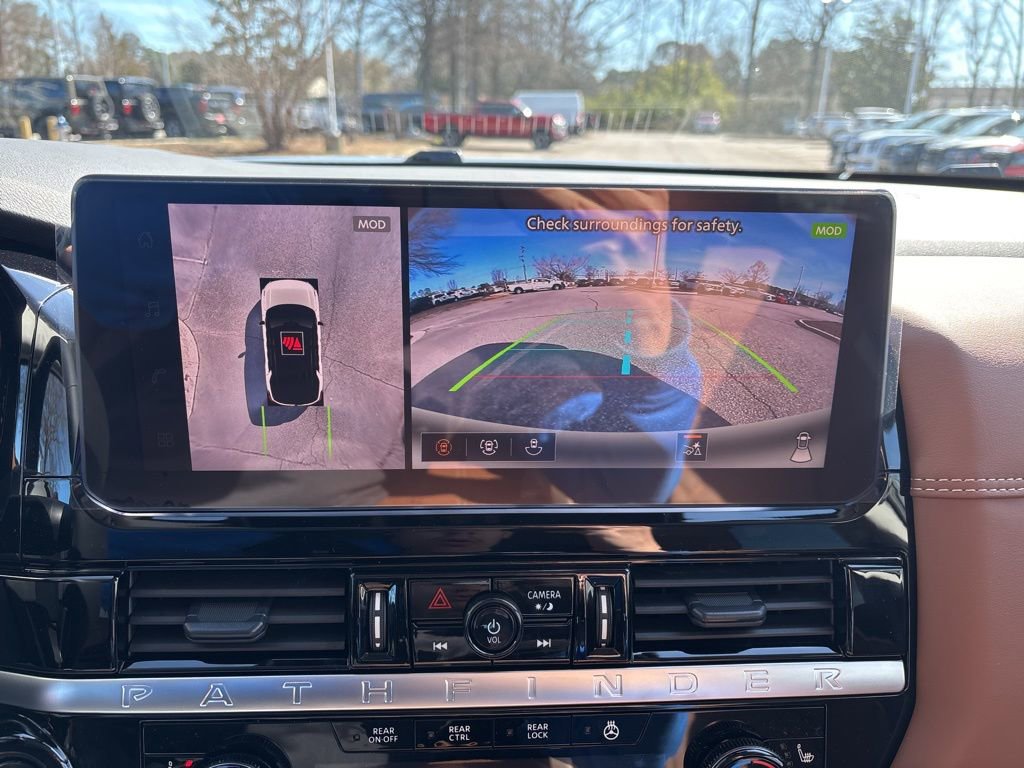 New 2026 Nissan Pathfinder Platinum w/ Cargo Package image 12