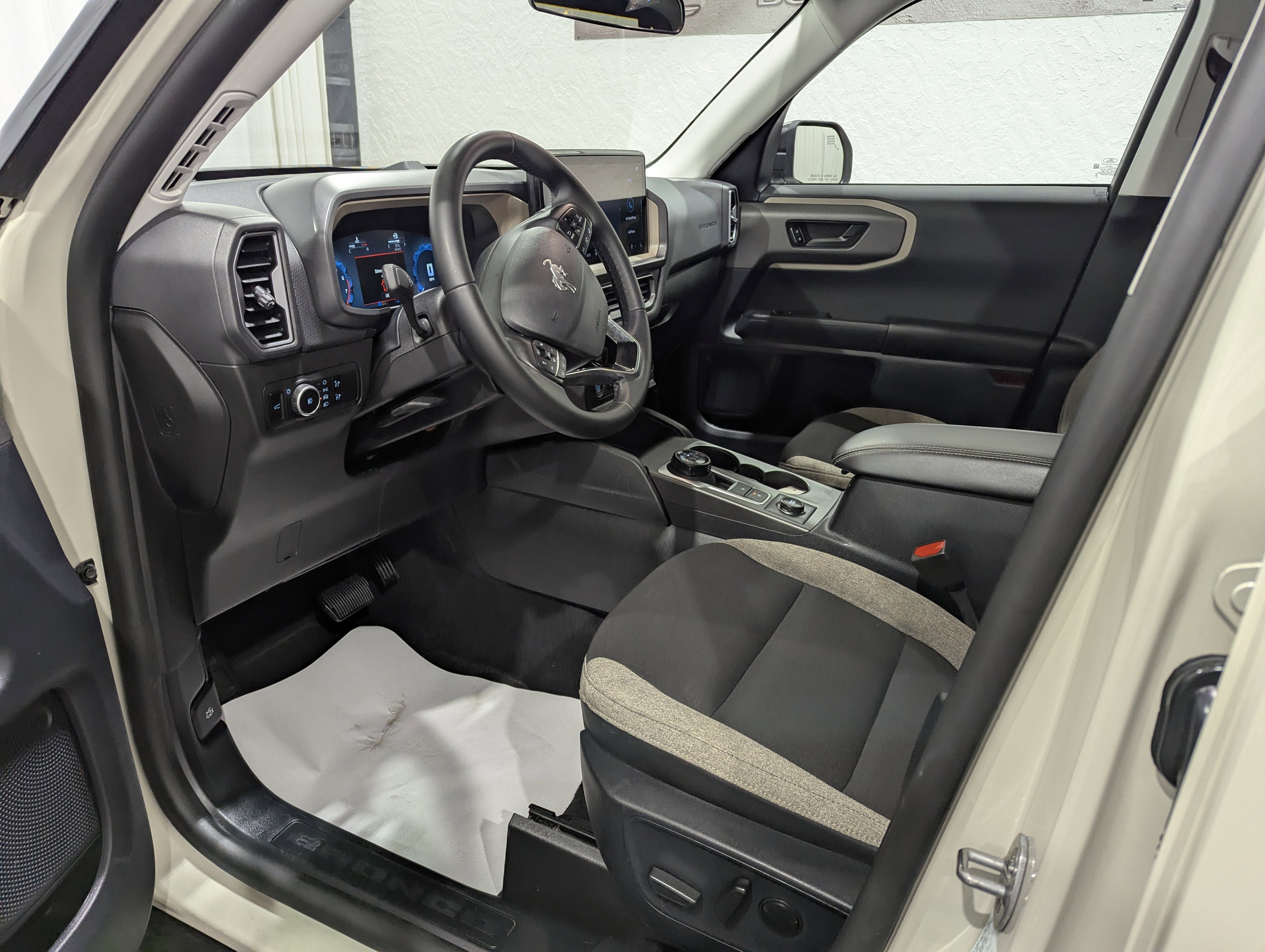 Used 2025 Ford Bronco Sport Big Bend w/ Convenience Package AWD/4WD image 14